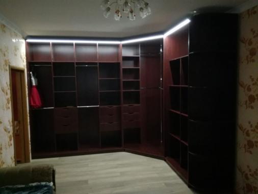 Угловой шкаф купе с LED подсветкой "Big Boss"